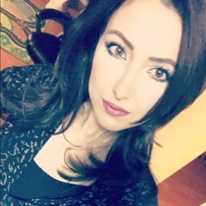 Meet your Posher, Sara